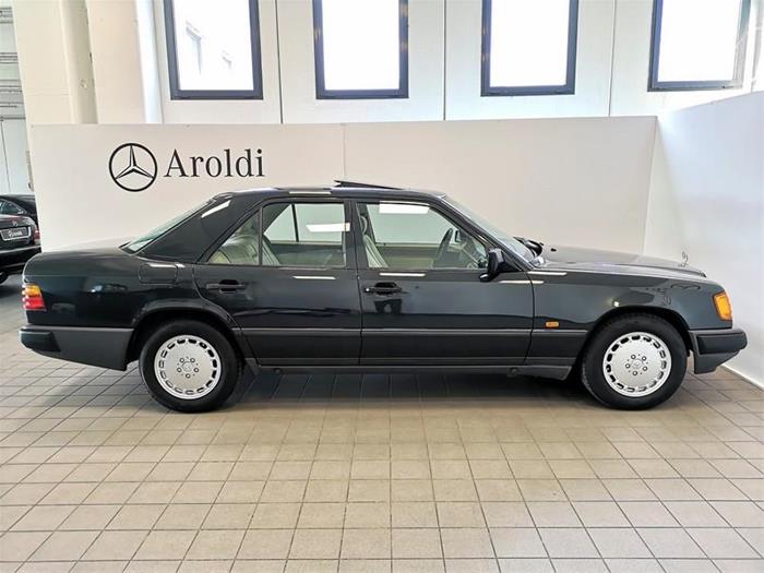 Aroldi, service Mercedes-Benz a Cremona - MERCEDES-BENZ 200 E (W124) | ID -1799