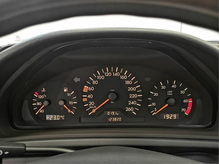 Aroldi, service Mercedes-Benz a Cremona - MERCEDES-BENZ Classe CLK (C/A208) | ID -1835