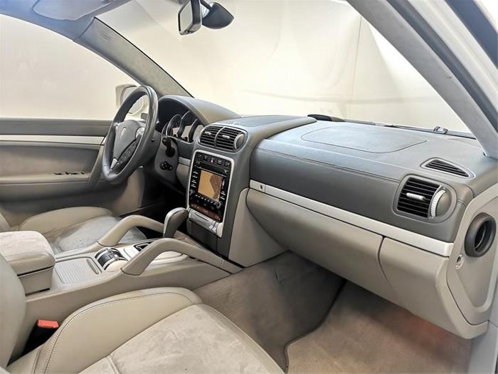 Aroldi, service Mercedes-Benz a Cremona - PORSCHE Cayenne  | ID -1804