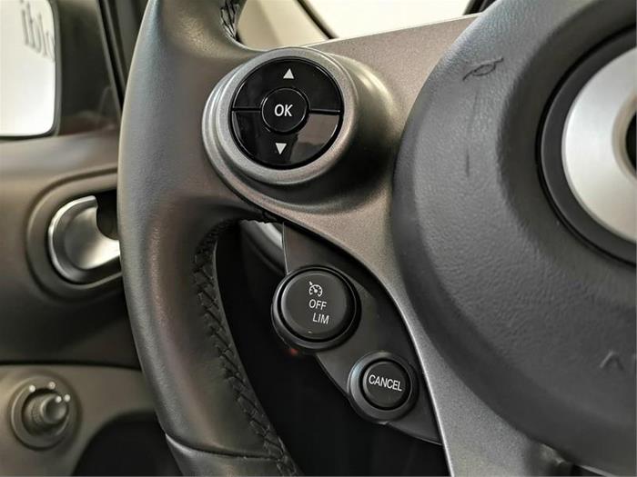 Aroldi, service Mercedes-Benz a Cremona - SMART Forfour (W453) | ID -1805