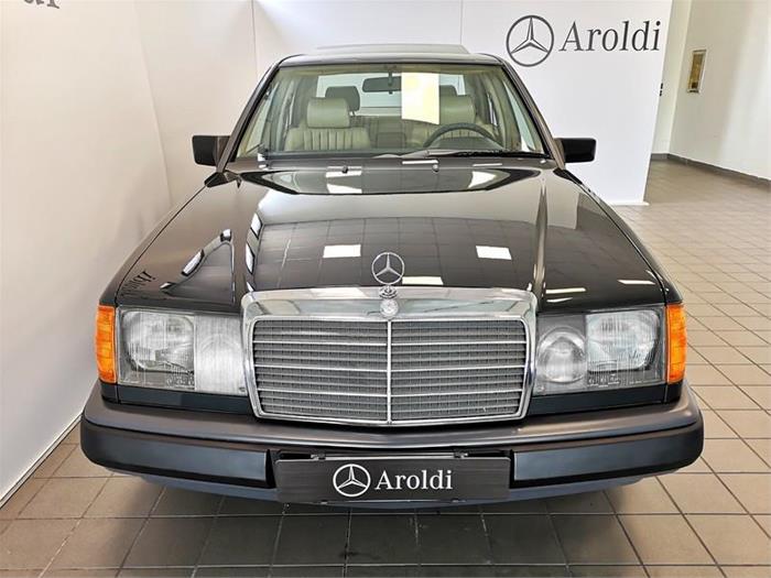 Aroldi, service Mercedes-Benz a Cremona - MERCEDES-BENZ 200 E (W124) | ID -1799