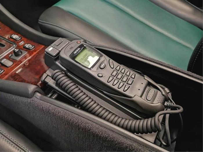 Aroldi, service Mercedes-Benz a Cremona - MERCEDES-BENZ Classe CLK (C/A208) | ID -1835